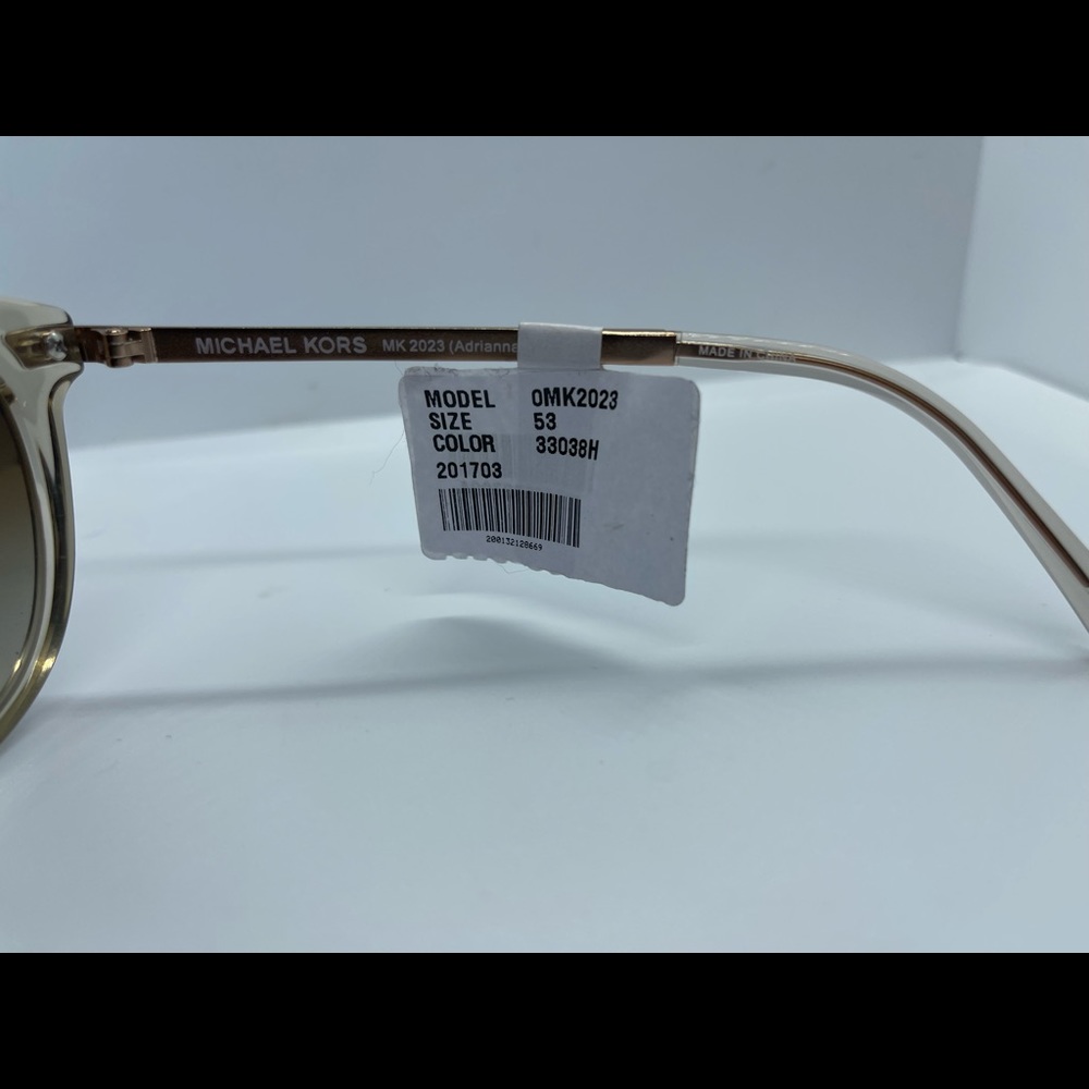 Michael Kors - Picture 3 of 9